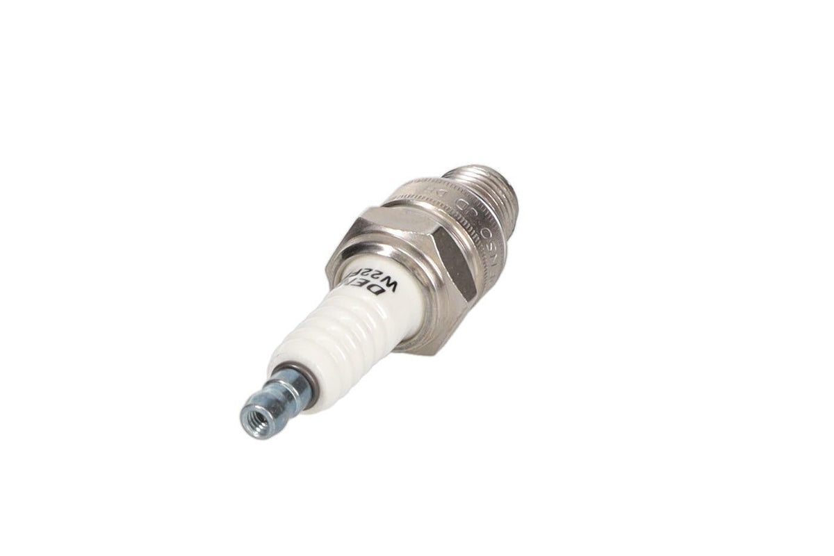 BUJIA UNIVERSAL 14MM DIAM CORTA 12.7MM ELEC SALIENTE (BP7HS) / UNIVERSAL