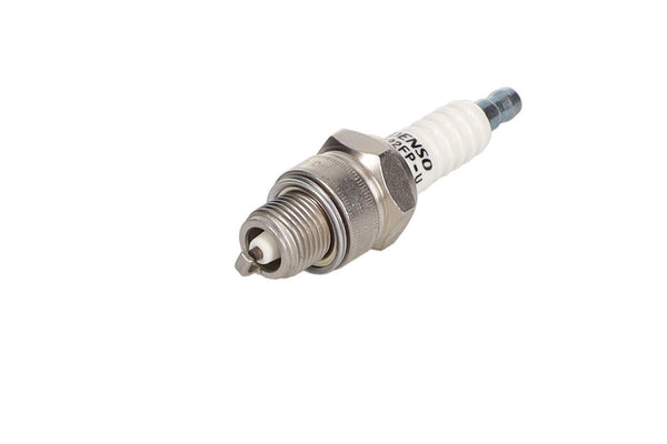 BUJIA UNIVERSAL 14MM DIAM CORTA 12.7MM ELEC SALIE (BP7HS) / UNIVERSAL