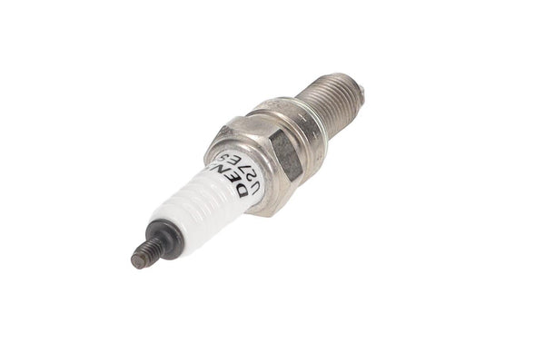 BUJIA KAWASAKI ZX-6 600CC 4CILIN INYECT 4T (C9E) / UNIVERSAL
