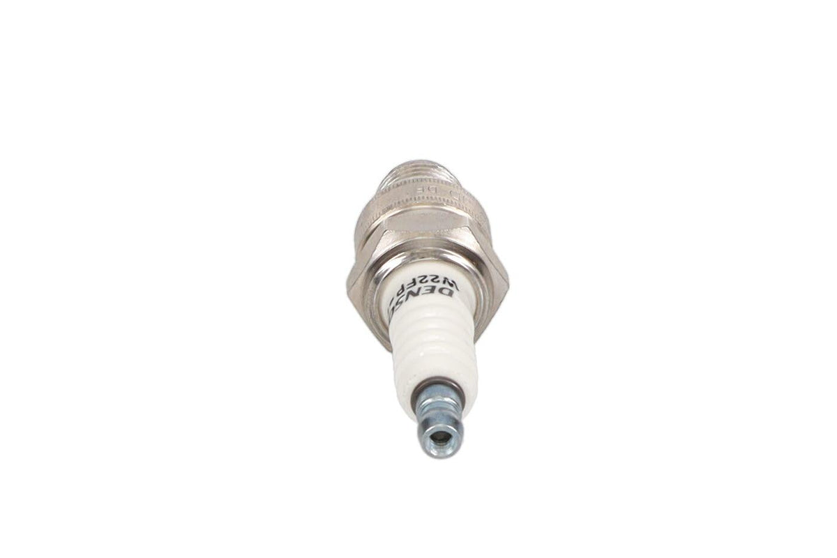 BUJIA UNIVERSAL 14MM DIAM CORTA 12.7MM ELEC SALIENTE (BP7HS) / UNIVERSAL