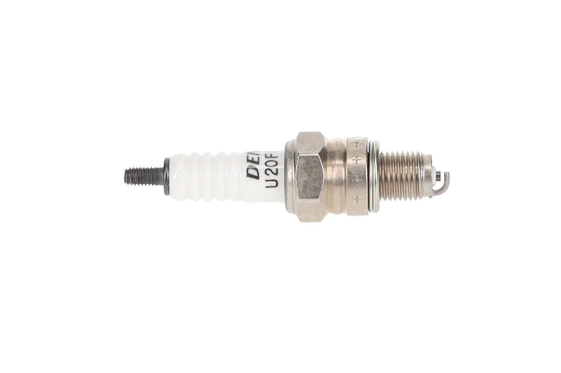 BUJIA 10MM DIAM CORTA 12.7MM CON RESISTENCIA / UNIVERSAL