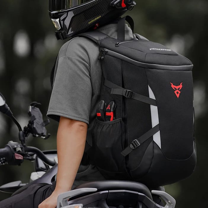 Mochila multipropósito motocentric 11-MC-0137 para moto expandible de 24 a 28 litros impermeable